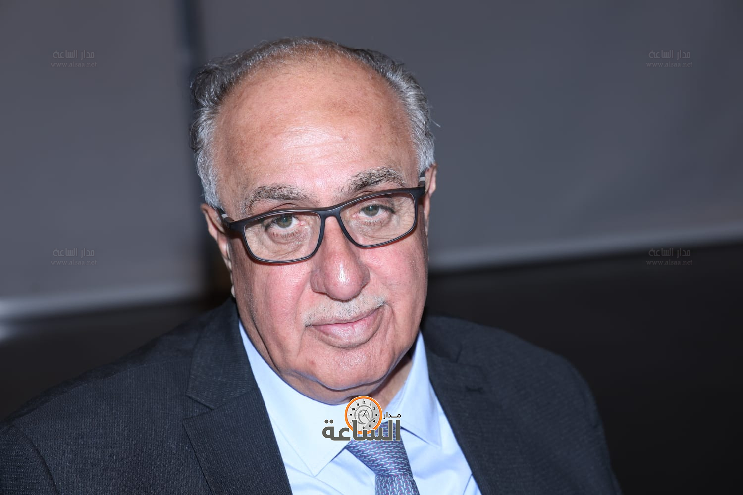 راشد فريحات يولم لوزراء وأعيان ونواب.. والعين أبو غاصب: راتب الوزير يعادل 50 دينارا (صور وفيديو) (video)