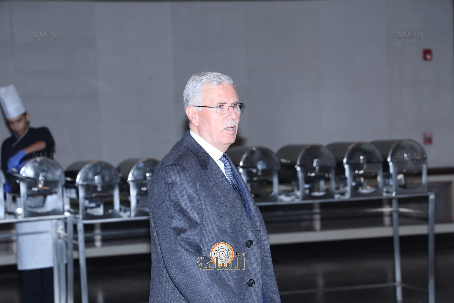 راشد فريحات يولم لوزراء وأعيان ونواب.. والعين أبو غاصب: راتب الوزير يعادل 50 دينارا (صور وفيديو) (video)