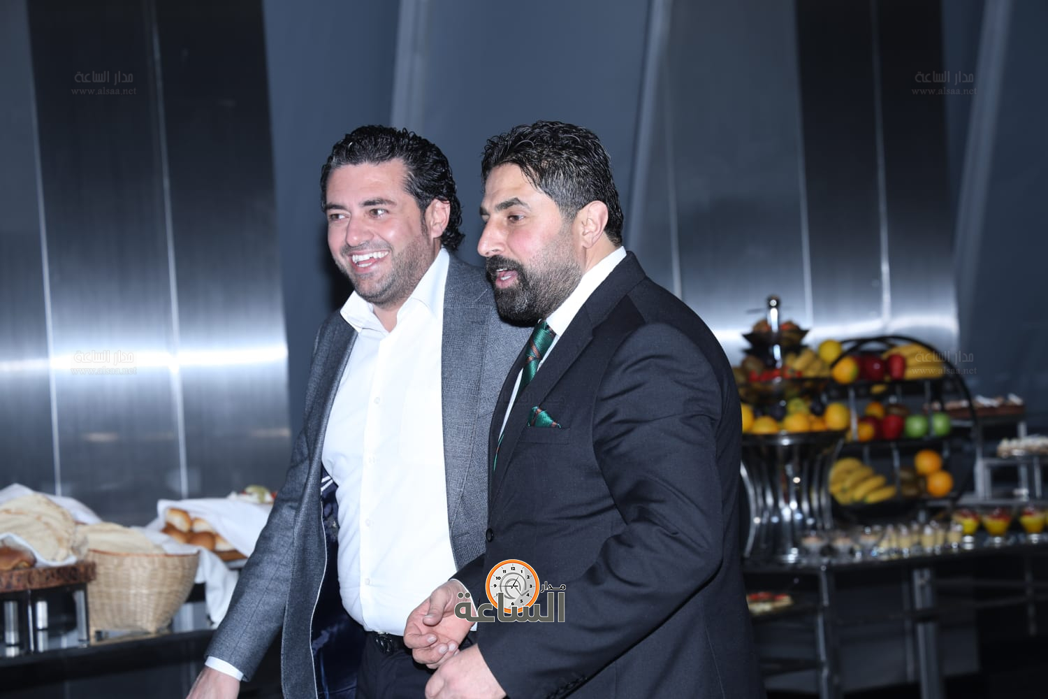 راشد فريحات يولم لوزراء وأعيان ونواب.. والعين أبو غاصب: راتب الوزير يعادل 50 دينارا (صور وفيديو) (video)