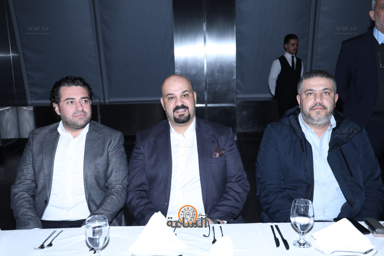 راشد فريحات يولم لوزراء وأعيان ونواب.. والعين أبو غاصب: راتب الوزير يعادل 50 دينارا (صور وفيديو) (video)