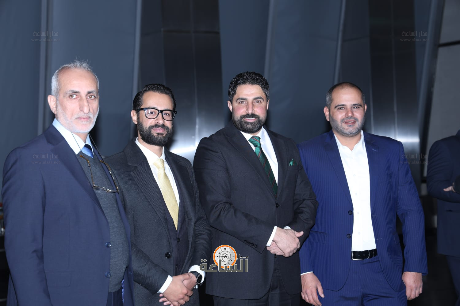 راشد فريحات يولم لوزراء وأعيان ونواب.. والعين أبو غاصب: راتب الوزير يعادل 50 دينارا (صور وفيديو) (video)