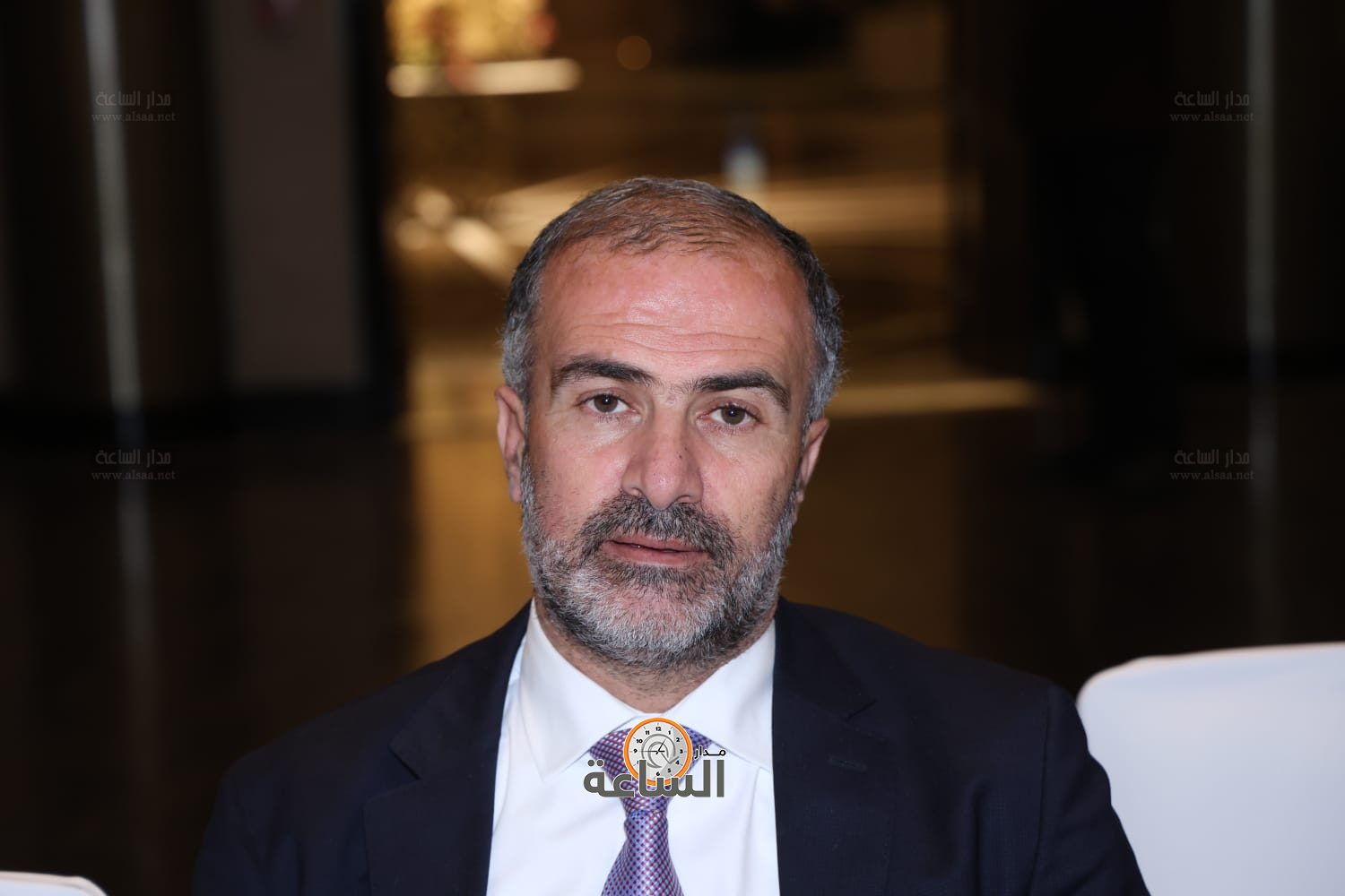 راشد فريحات يولم لوزراء وأعيان ونواب.. والعين أبو غاصب: راتب الوزير يعادل 50 دينارا (صور وفيديو) (video)