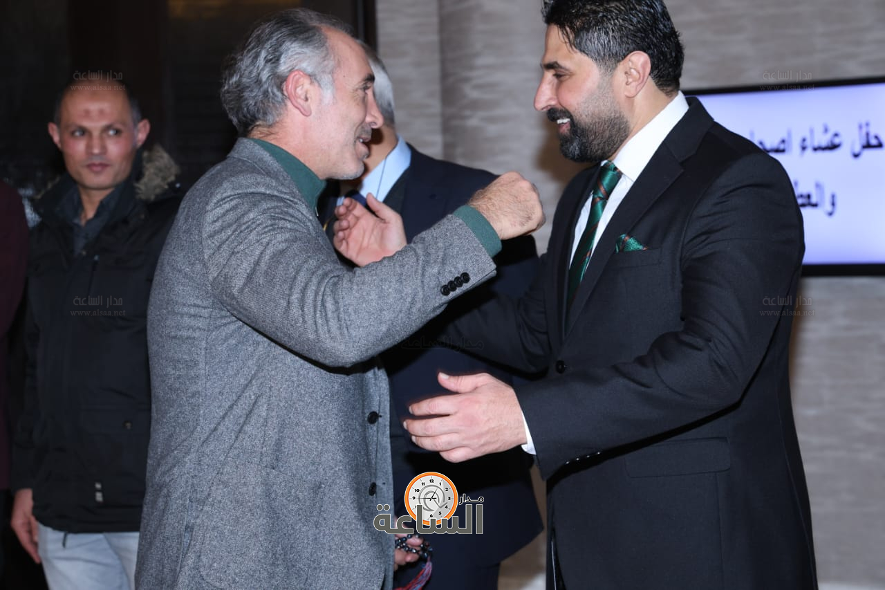 راشد فريحات يولم لوزراء وأعيان ونواب.. والعين أبو غاصب: راتب الوزير يعادل 50 دينارا (صور وفيديو) (video)