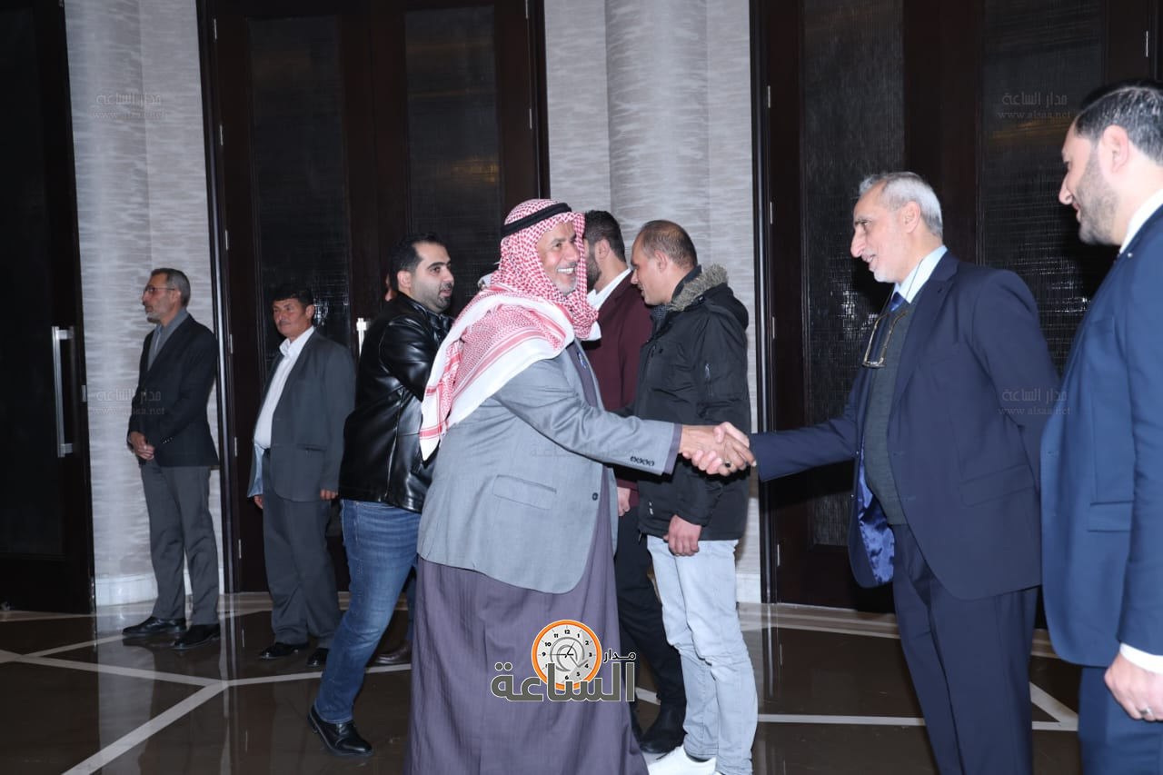 راشد فريحات يولم لوزراء وأعيان ونواب.. والعين أبو غاصب: راتب الوزير يعادل 50 دينارا (صور وفيديو) (video)