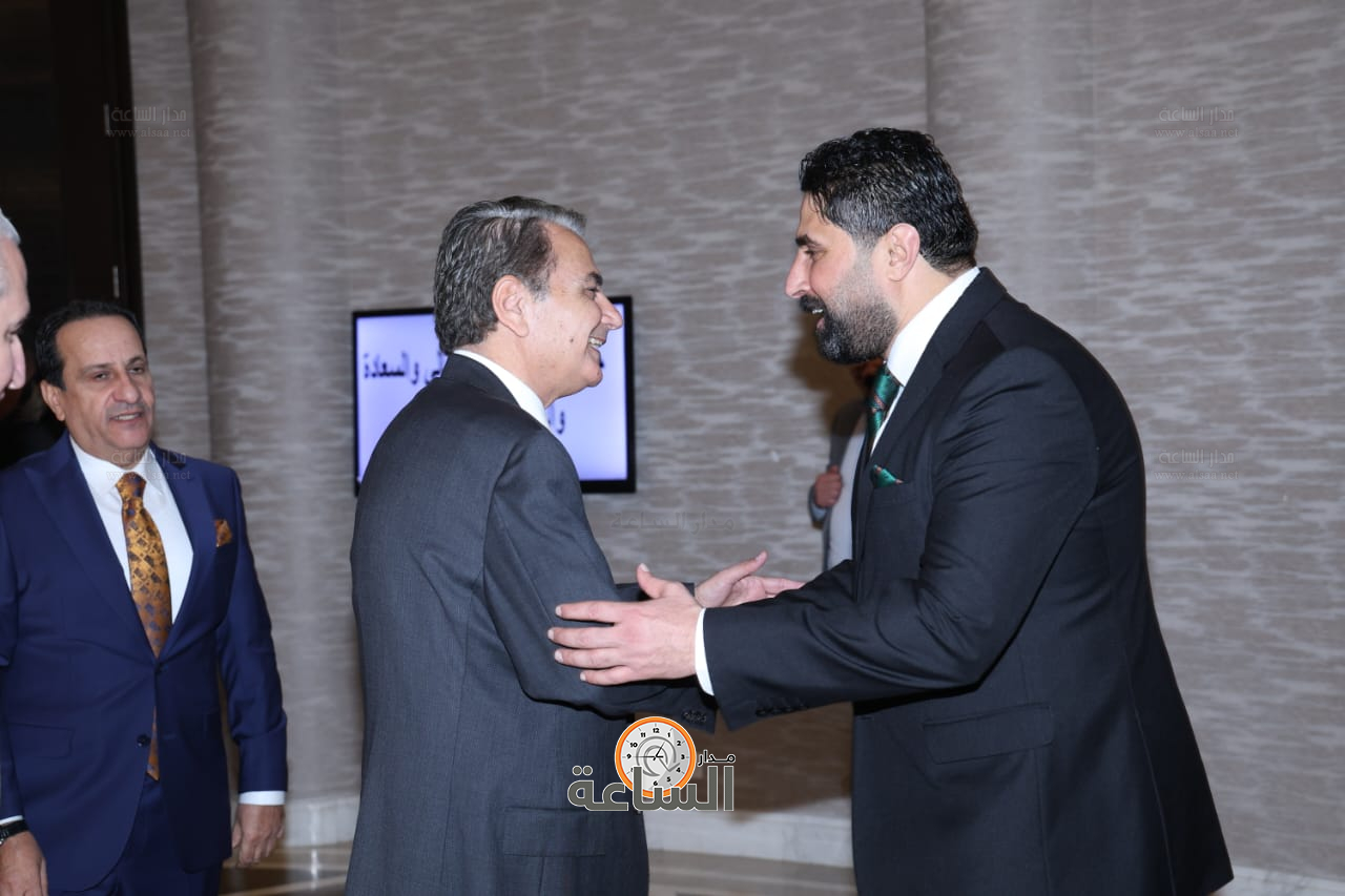 راشد فريحات يولم لوزراء وأعيان ونواب.. والعين أبو غاصب: راتب الوزير يعادل 50 دينارا (صور وفيديو) (video)