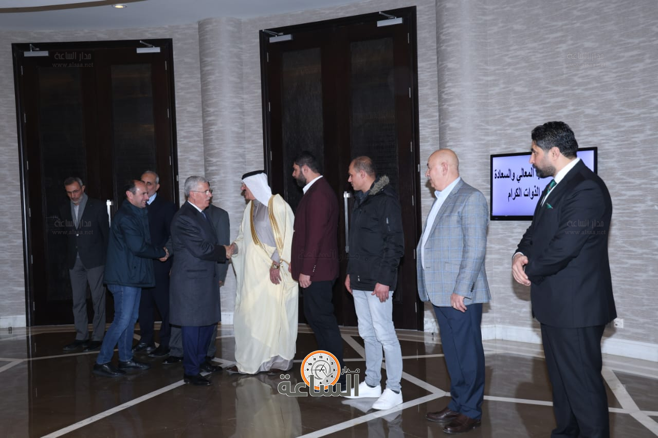 راشد فريحات يولم لوزراء وأعيان ونواب.. والعين أبو غاصب: راتب الوزير يعادل 50 دينارا (صور وفيديو) (video)