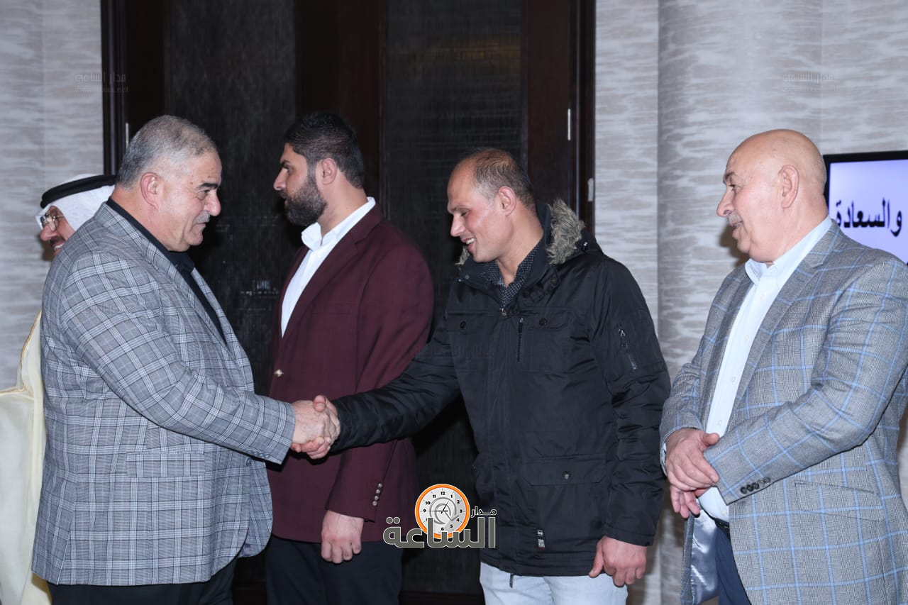 راشد فريحات يولم لوزراء وأعيان ونواب.. والعين أبو غاصب: راتب الوزير يعادل 50 دينارا (صور وفيديو) (video)