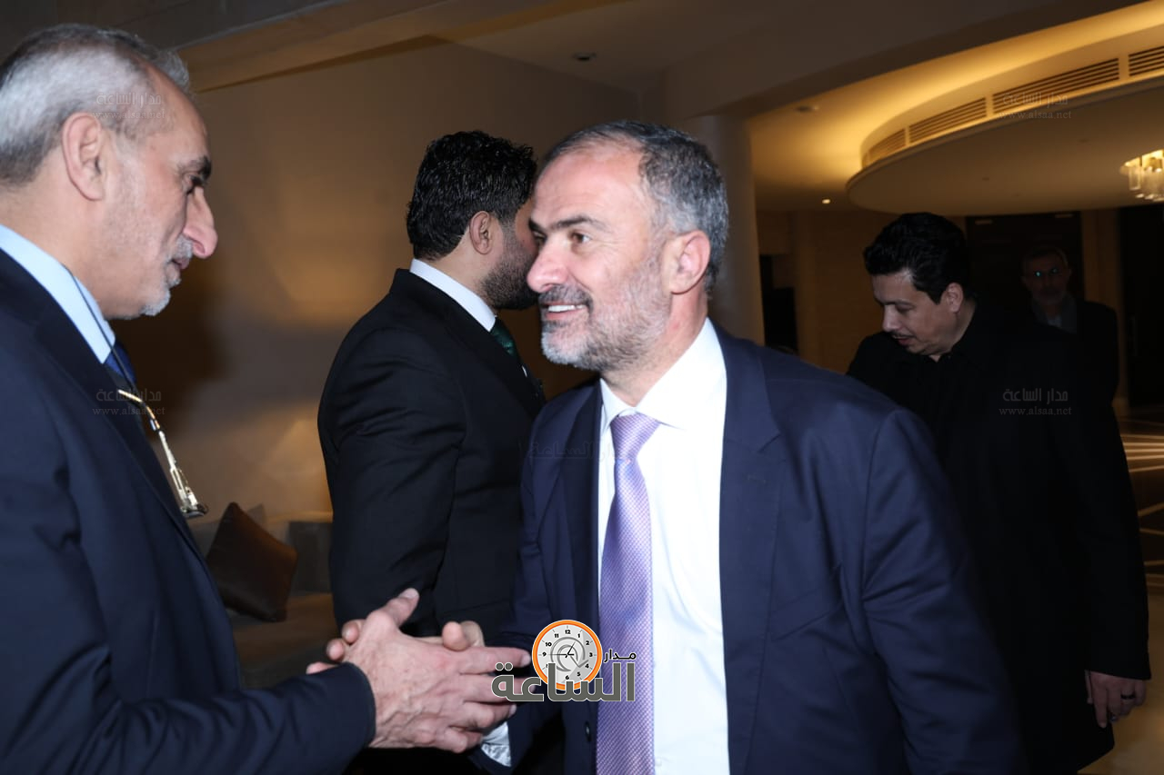 راشد فريحات يولم لوزراء وأعيان ونواب.. والعين أبو غاصب: راتب الوزير يعادل 50 دينارا (صور وفيديو) (video)