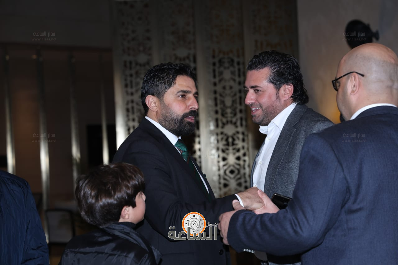 راشد فريحات يولم لوزراء وأعيان ونواب.. والعين أبو غاصب: راتب الوزير يعادل 50 دينارا (صور وفيديو) (video)