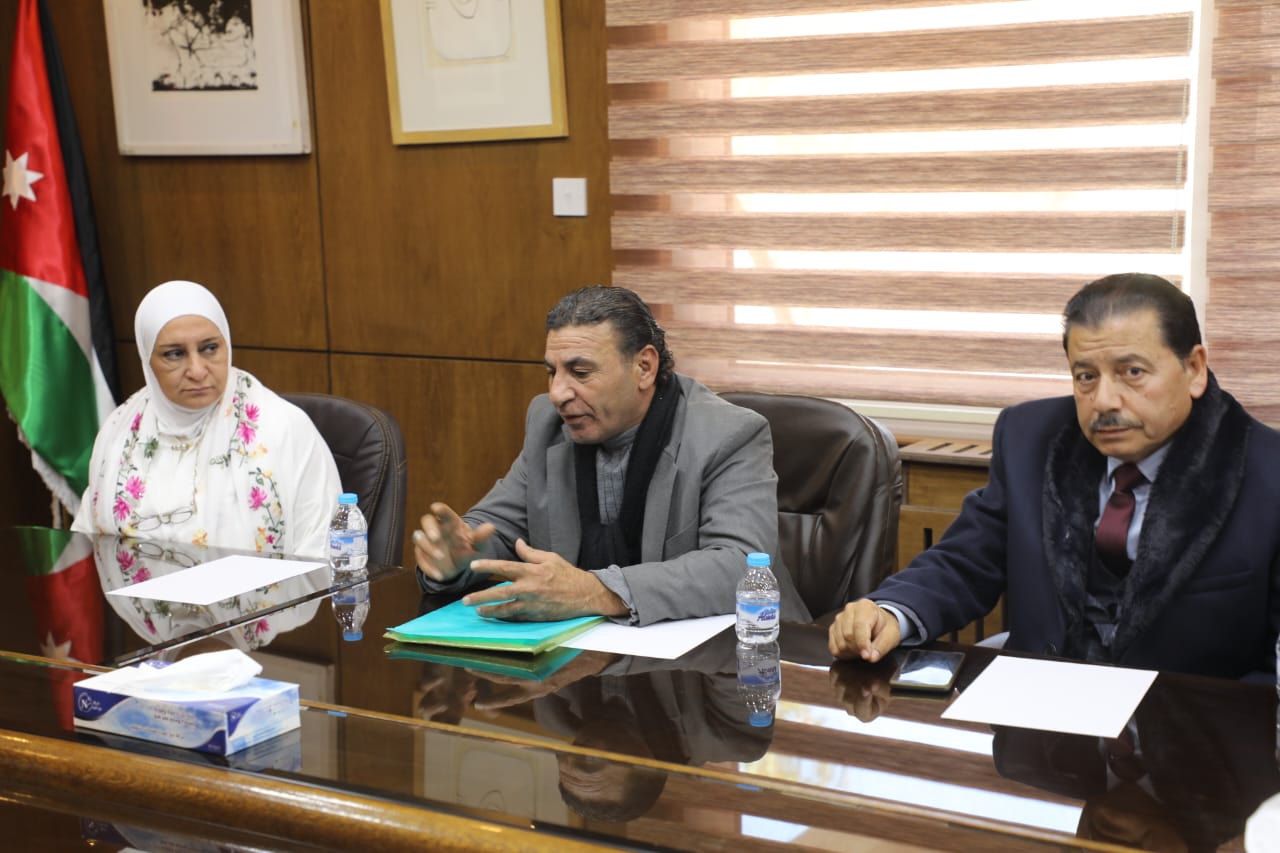 Madar Al-Saa Images 0.9918678575886424