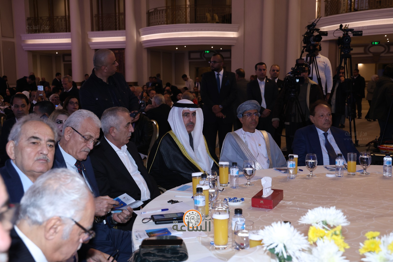 Madar Al-Saa Images 0.7240994657563149