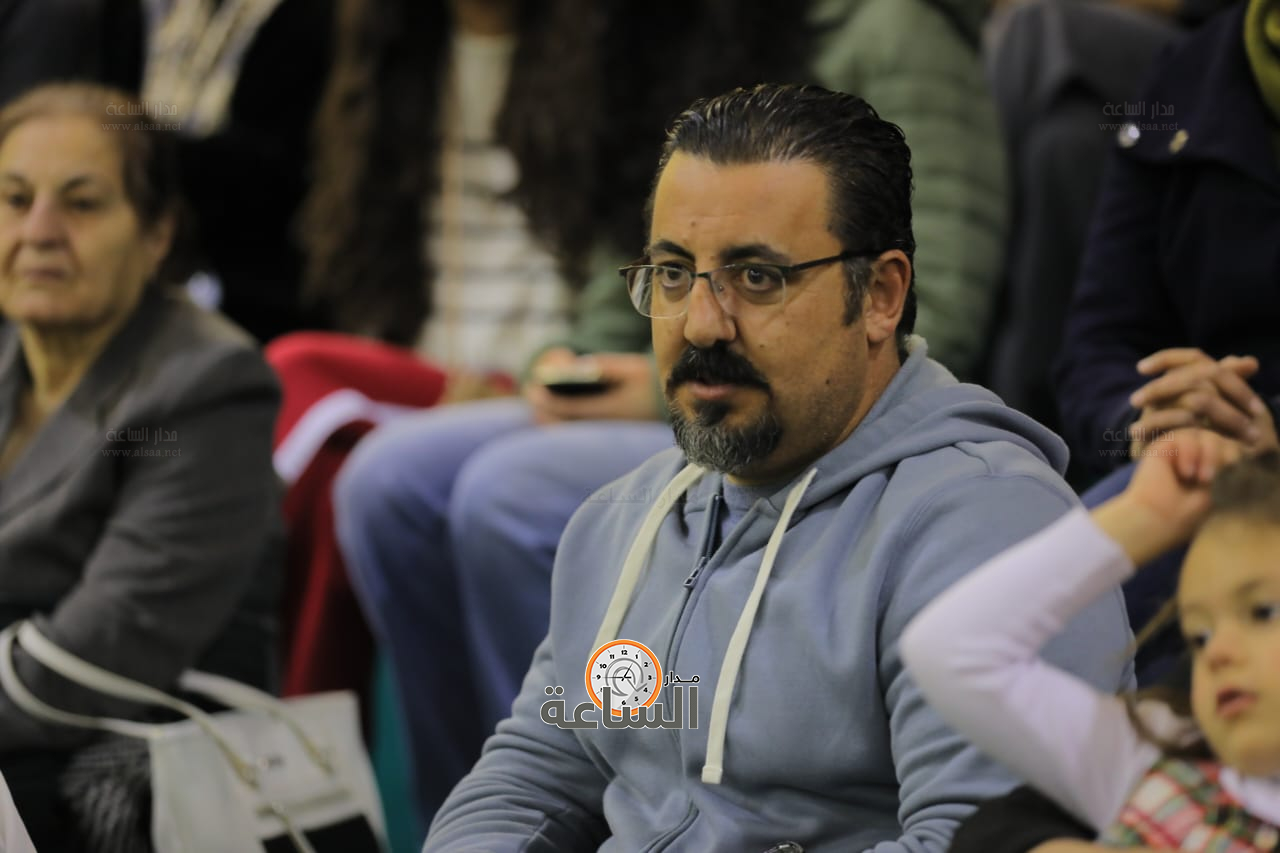 Madar Al-Saa Images 0.46105795237485436