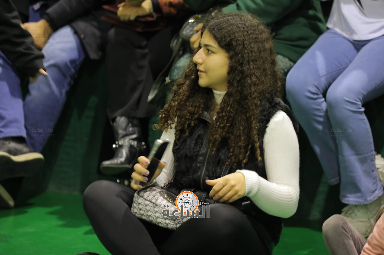 Madar Al-Saa Images 0.9819221443804997