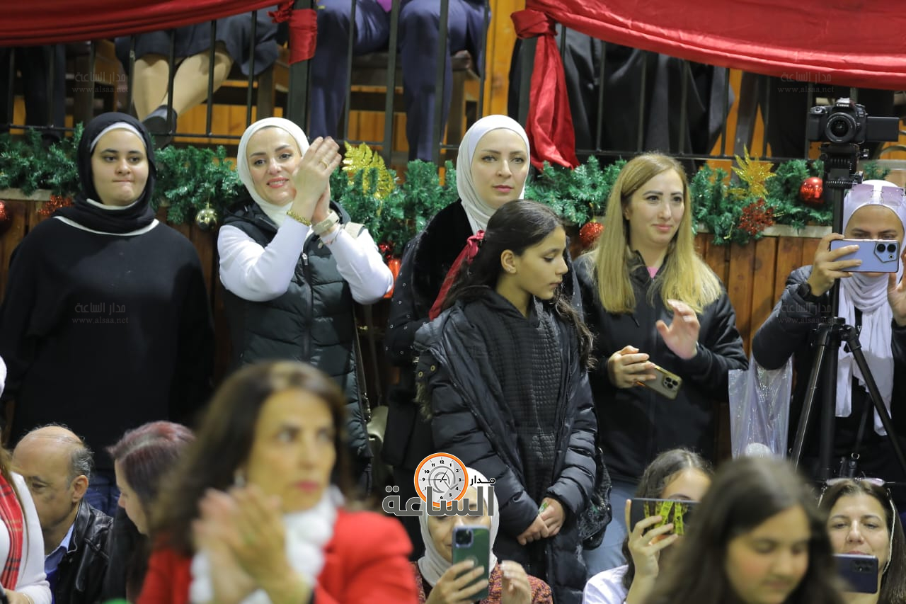 Madar Al-Saa Images 0.8624142403302255