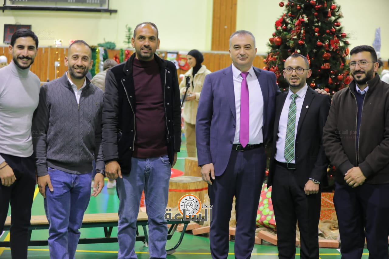 Madar Al-Saa Images 0.010638319593793355