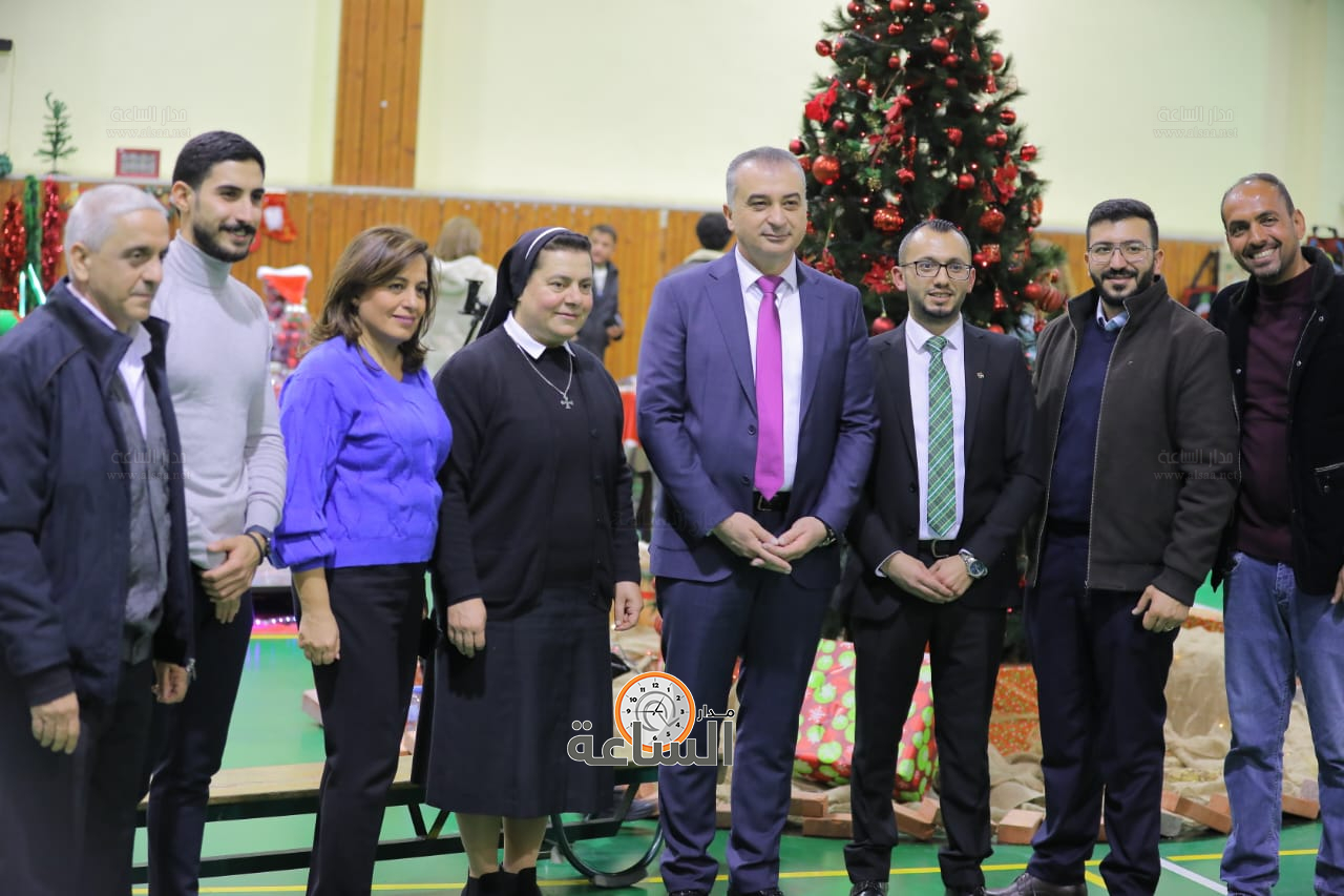 Madar Al-Saa Images 0.348003669379646