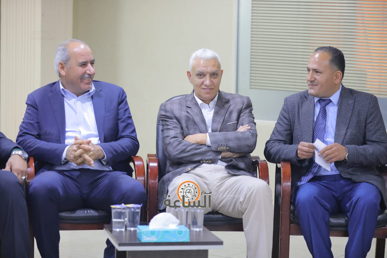 Madar Al-Saa Images 0.42905450760135366