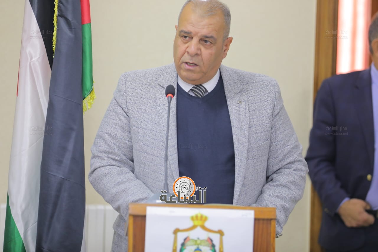 Madar Al-Saa Images 0.8419400472582244