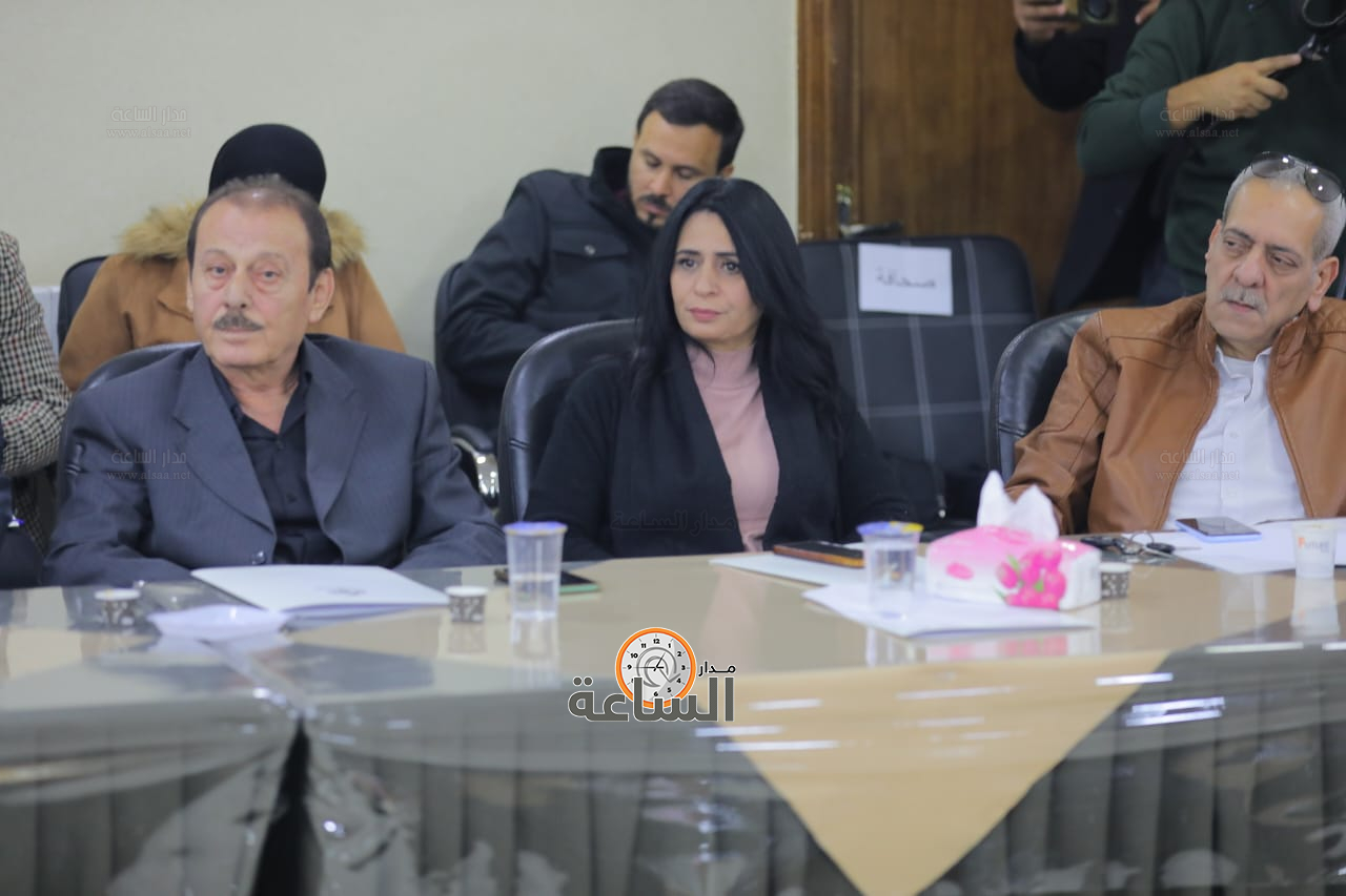 Madar Al-Saa Images 0.7432818690728622