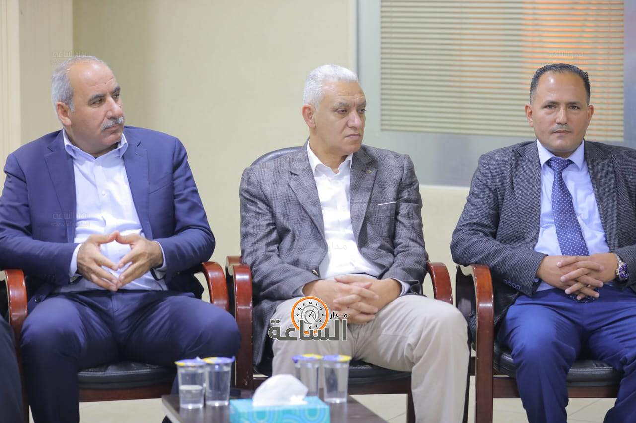 Madar Al-Saa Images 0.03599986016357981