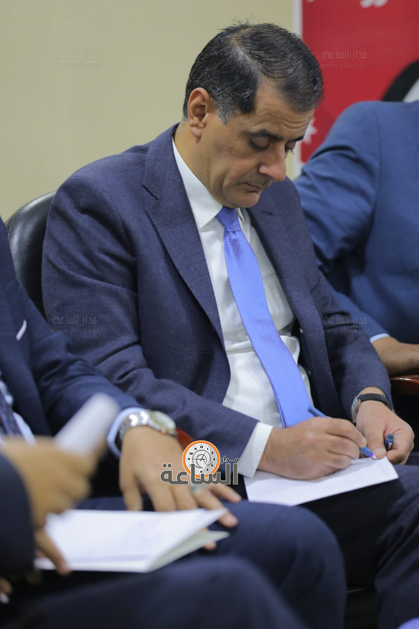 Madar Al-Saa Images 0.32897337832041496