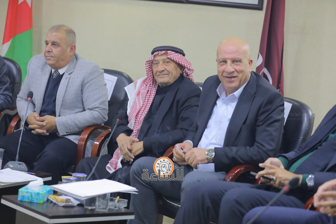 Madar Al-Saa Images 0.5830188312582611