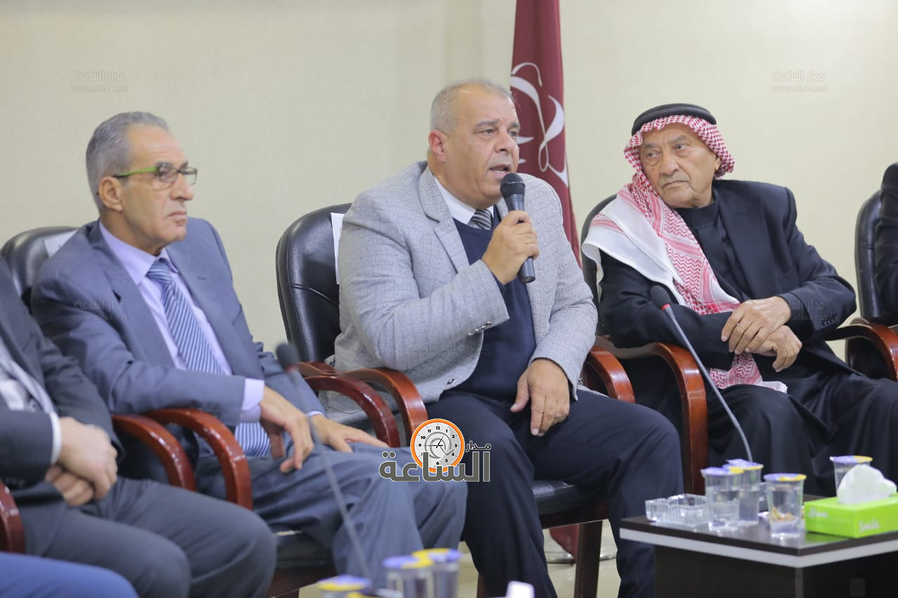 Madar Al-Saa Images 0.42209885428411353