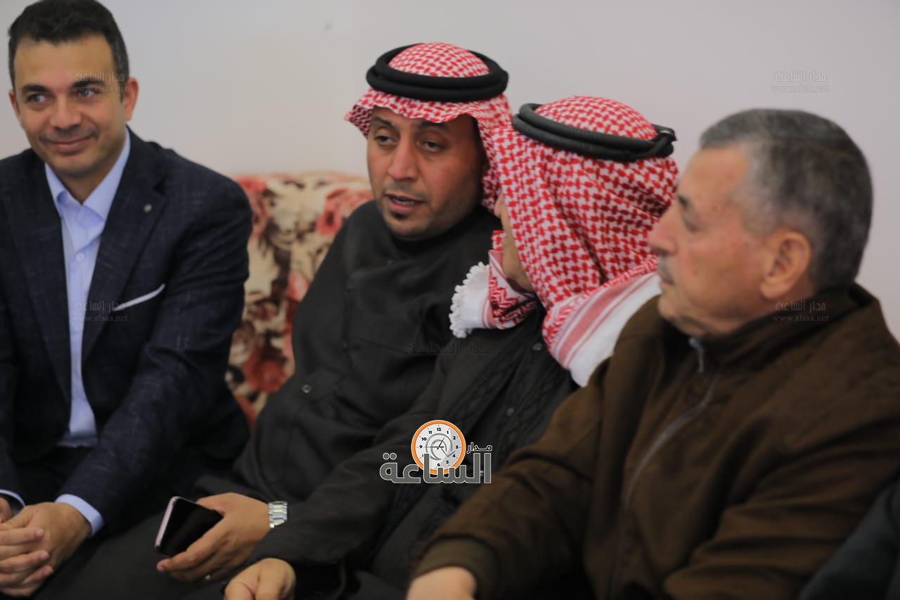 Madar Al-Saa Images 0.7918657088892165