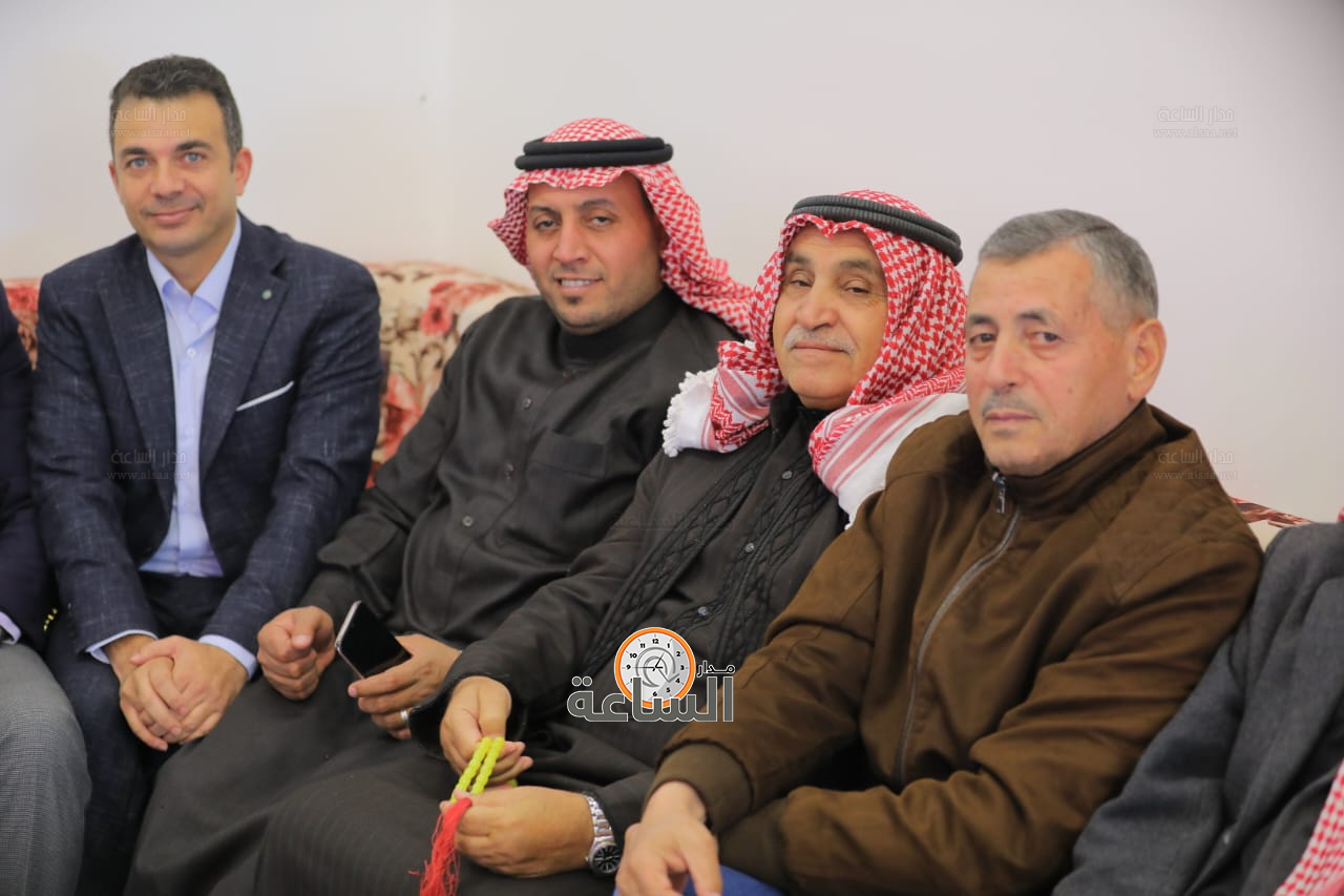 Madar Al-Saa Images 0.270385183287948