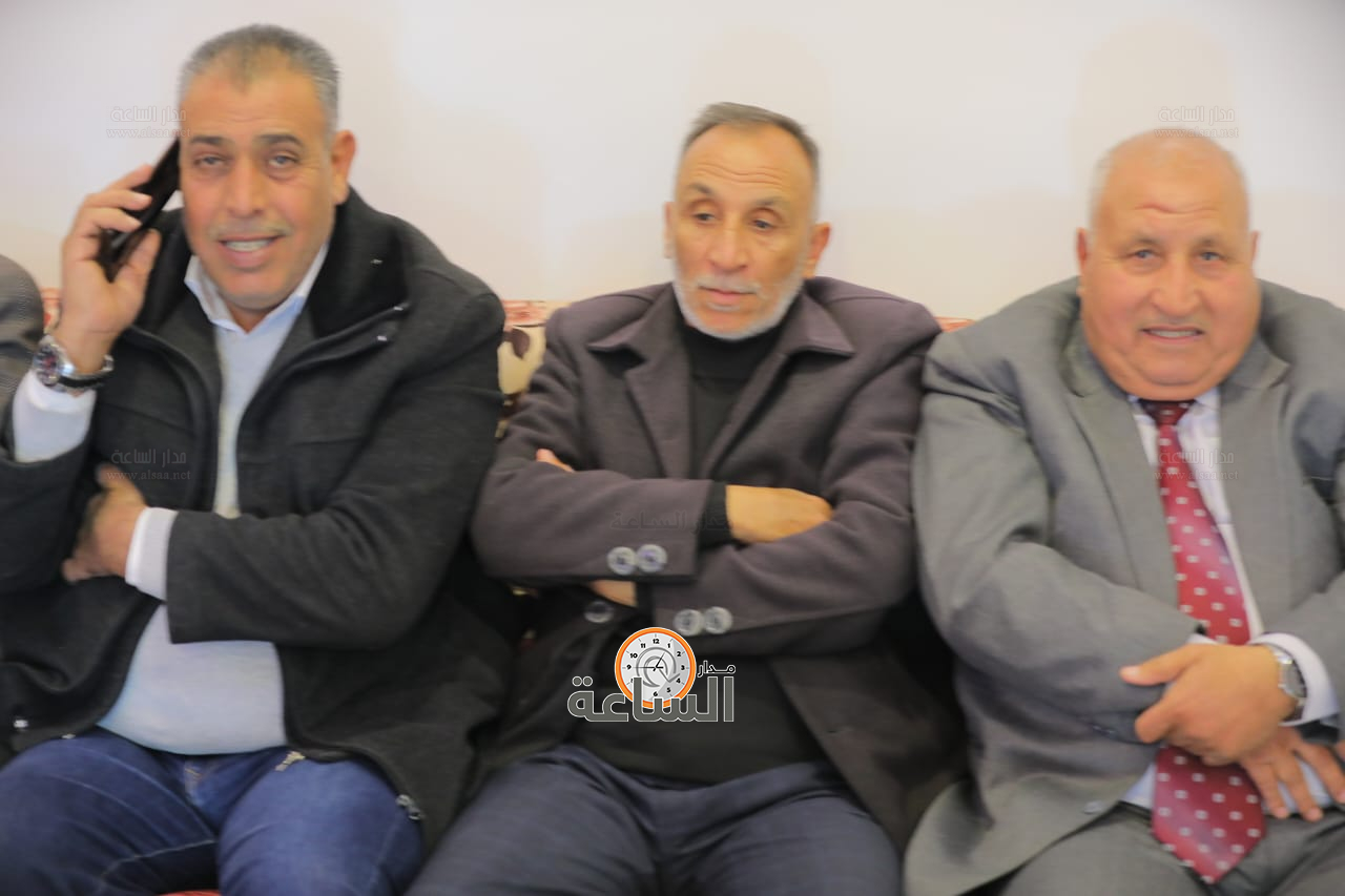 Madar Al-Saa Images 0.16694246161943016