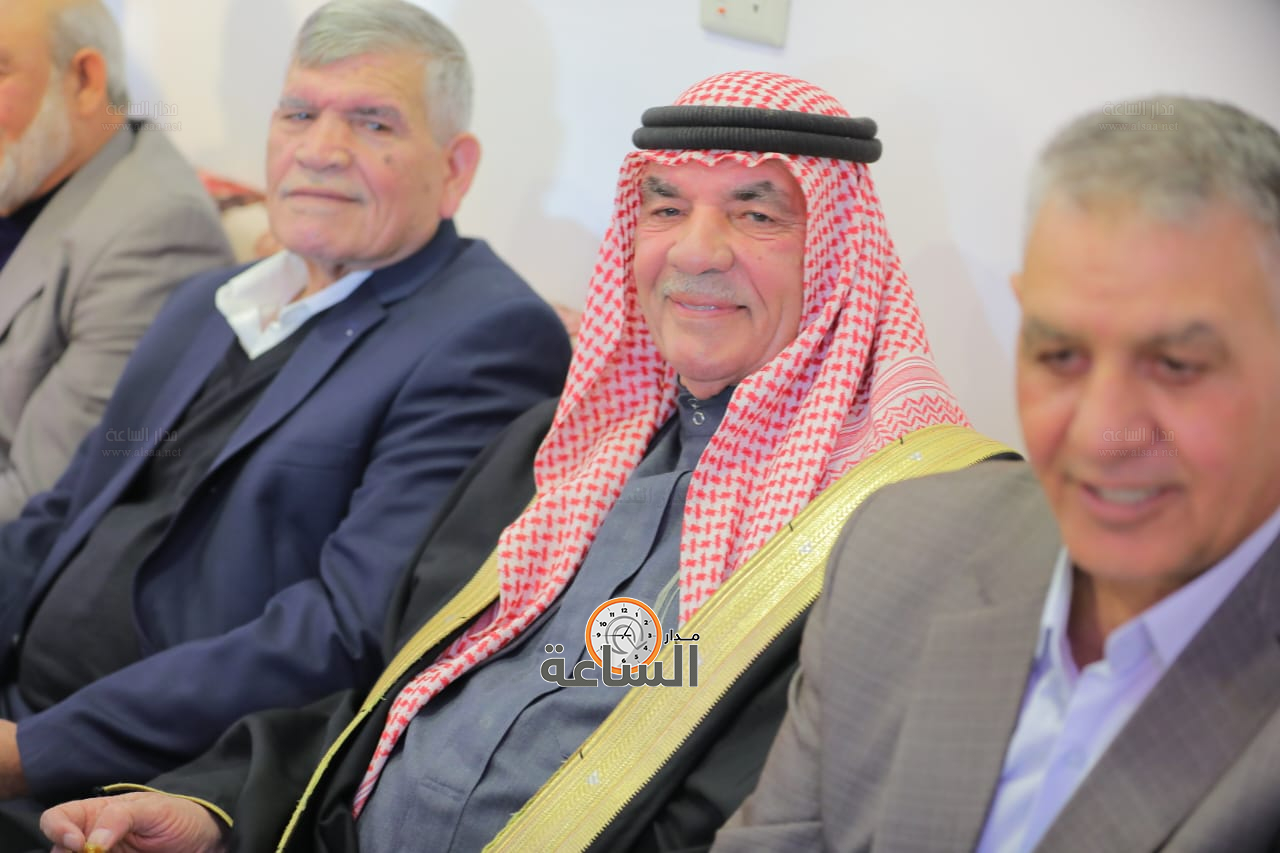 Madar Al-Saa Images 0.49075487062608825