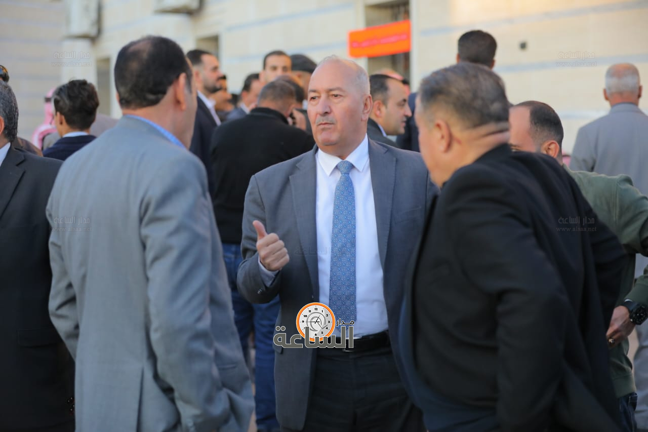 Madar Al-Saa Images 0.8171568035503178