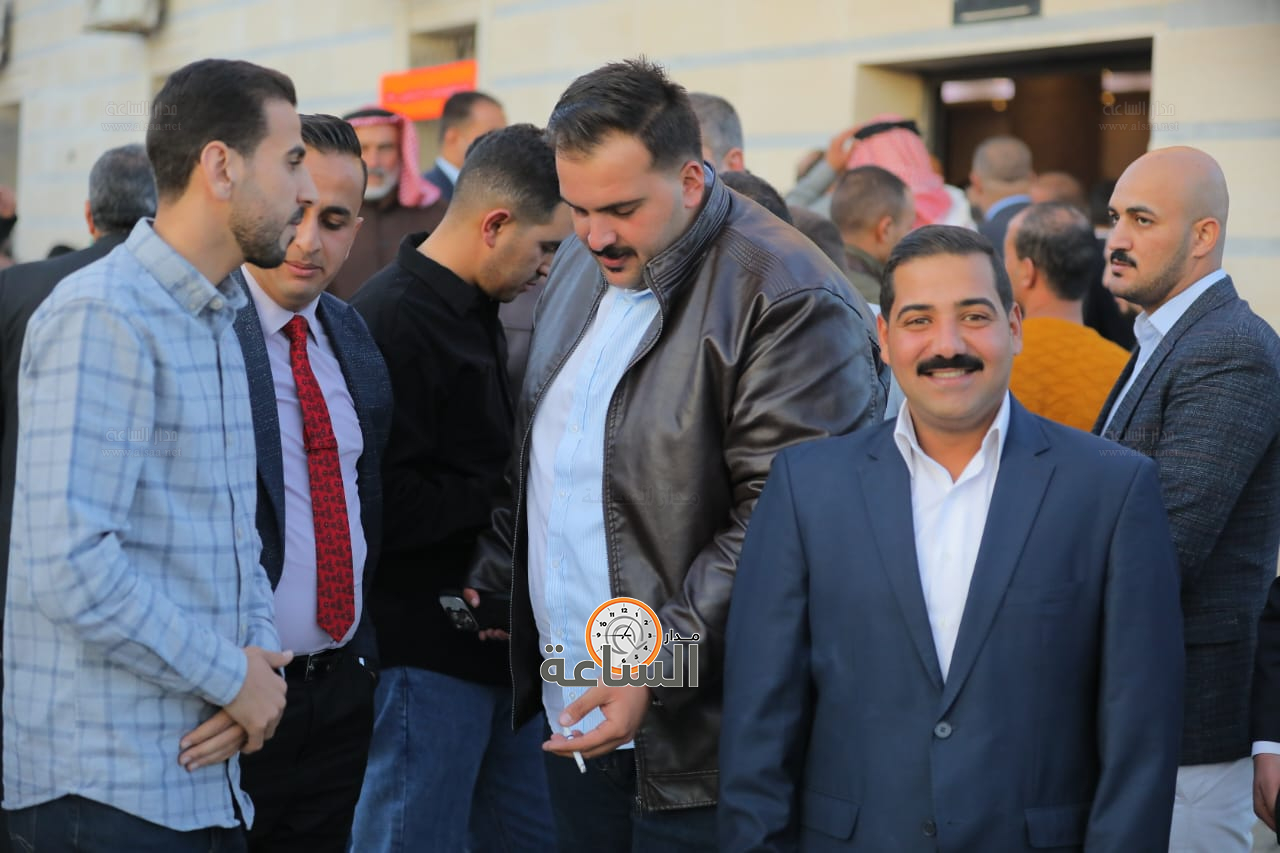 Madar Al-Saa Images 0.5108439571301417