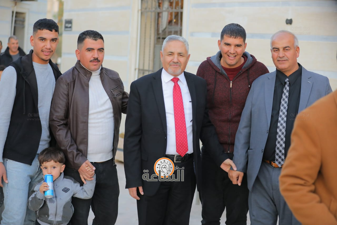 Madar Al-Saa Images 0.9805001943621718