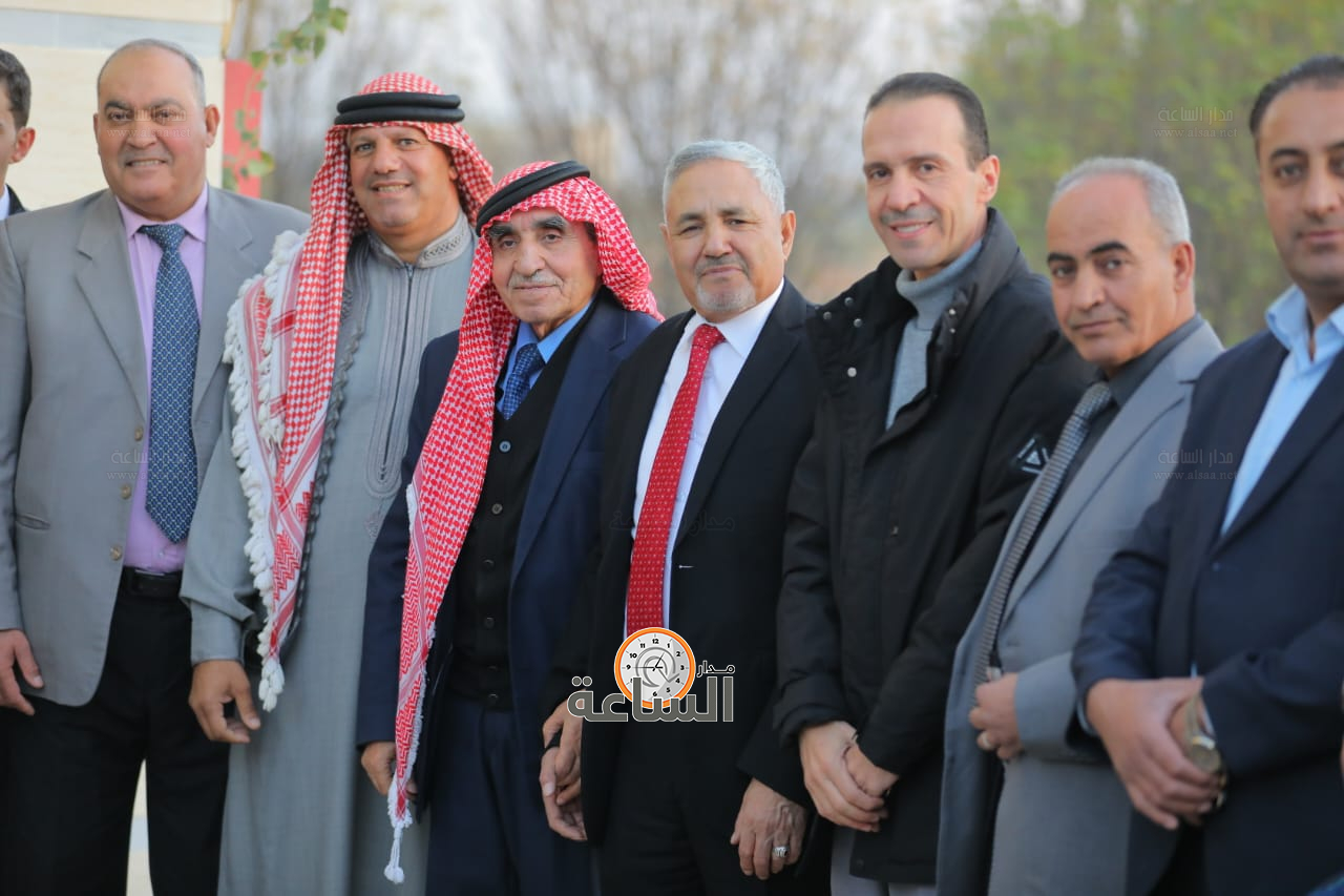 Madar Al-Saa Images 0.437951737121812