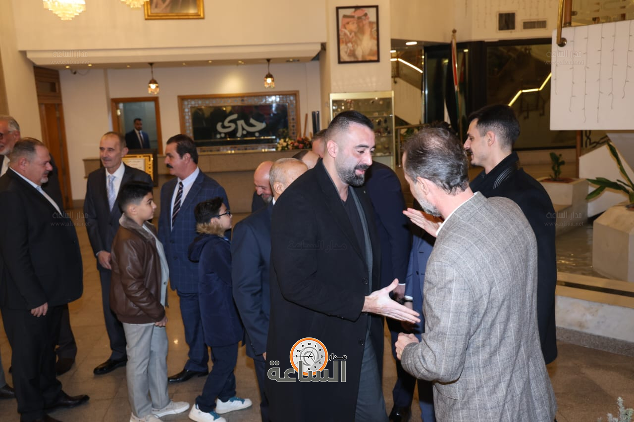 Madar Al-Saa Images 0.5537160224611539