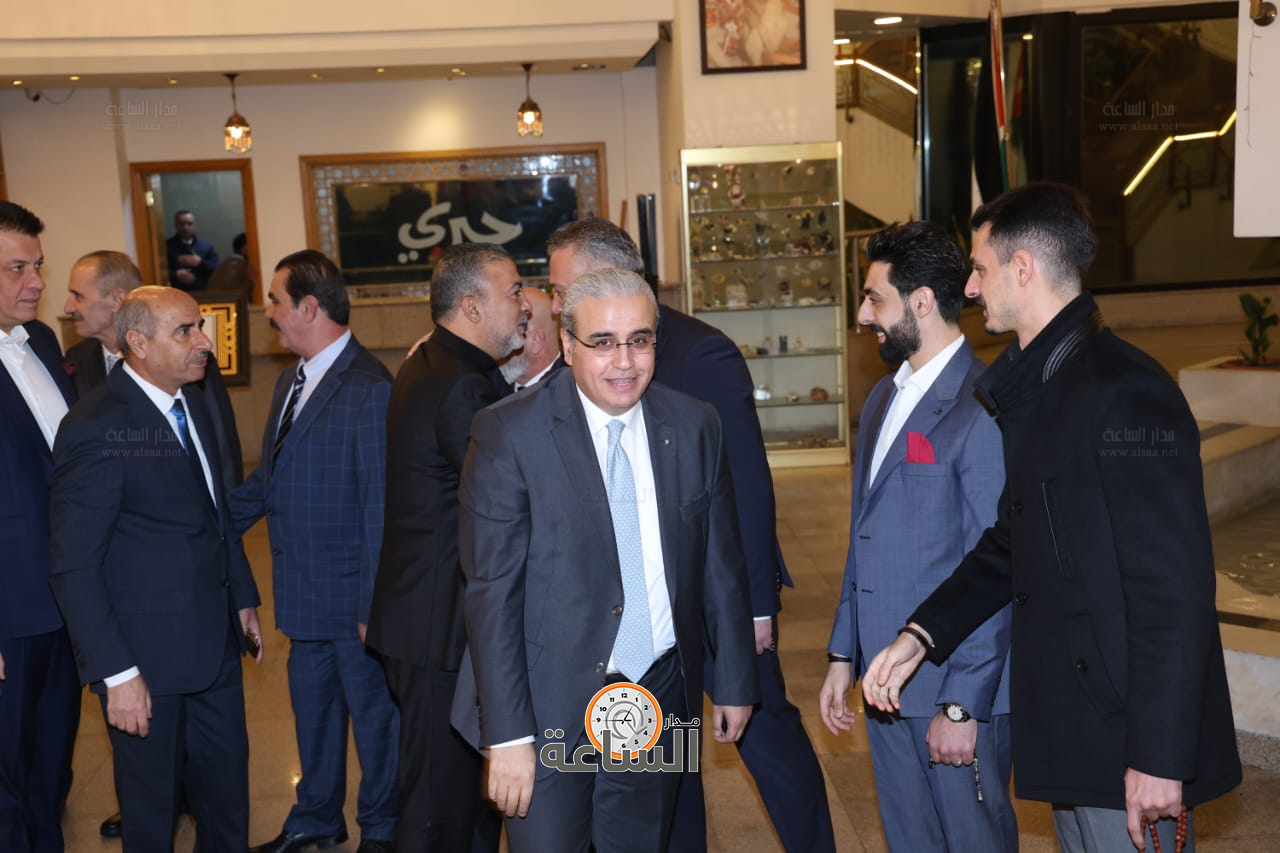 Madar Al-Saa Images 0.019881185246583