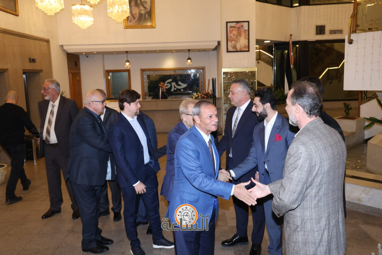 Madar Al-Saa Images 0.8770607068962983