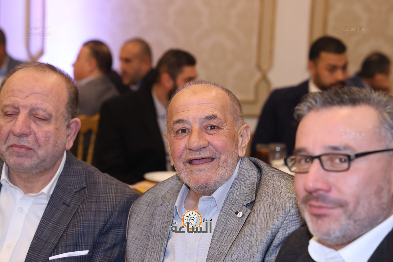 Madar Al-Saa Images 0.28433443134359804