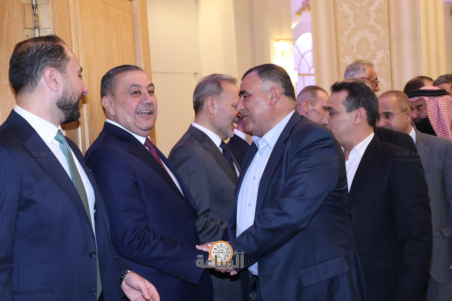 Madar Al-Saa Images 0.02594328389231748