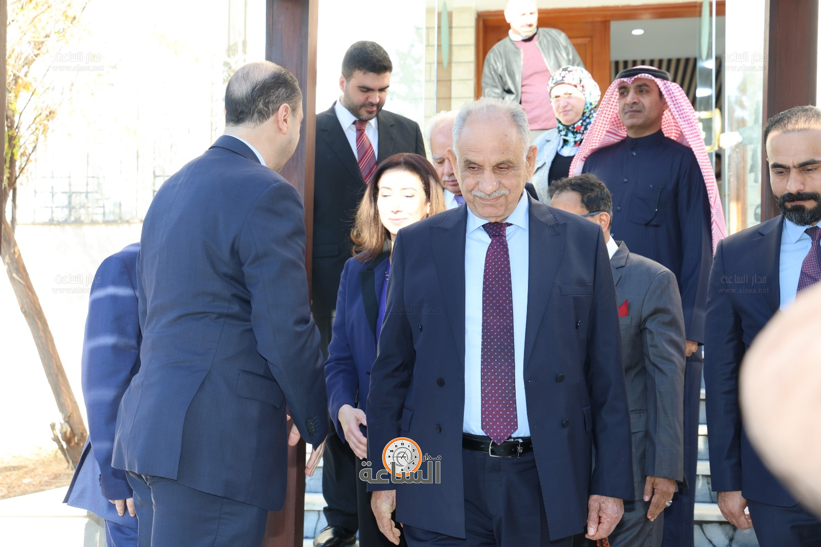 Madar Al-Saa Images 0.41310591414822007