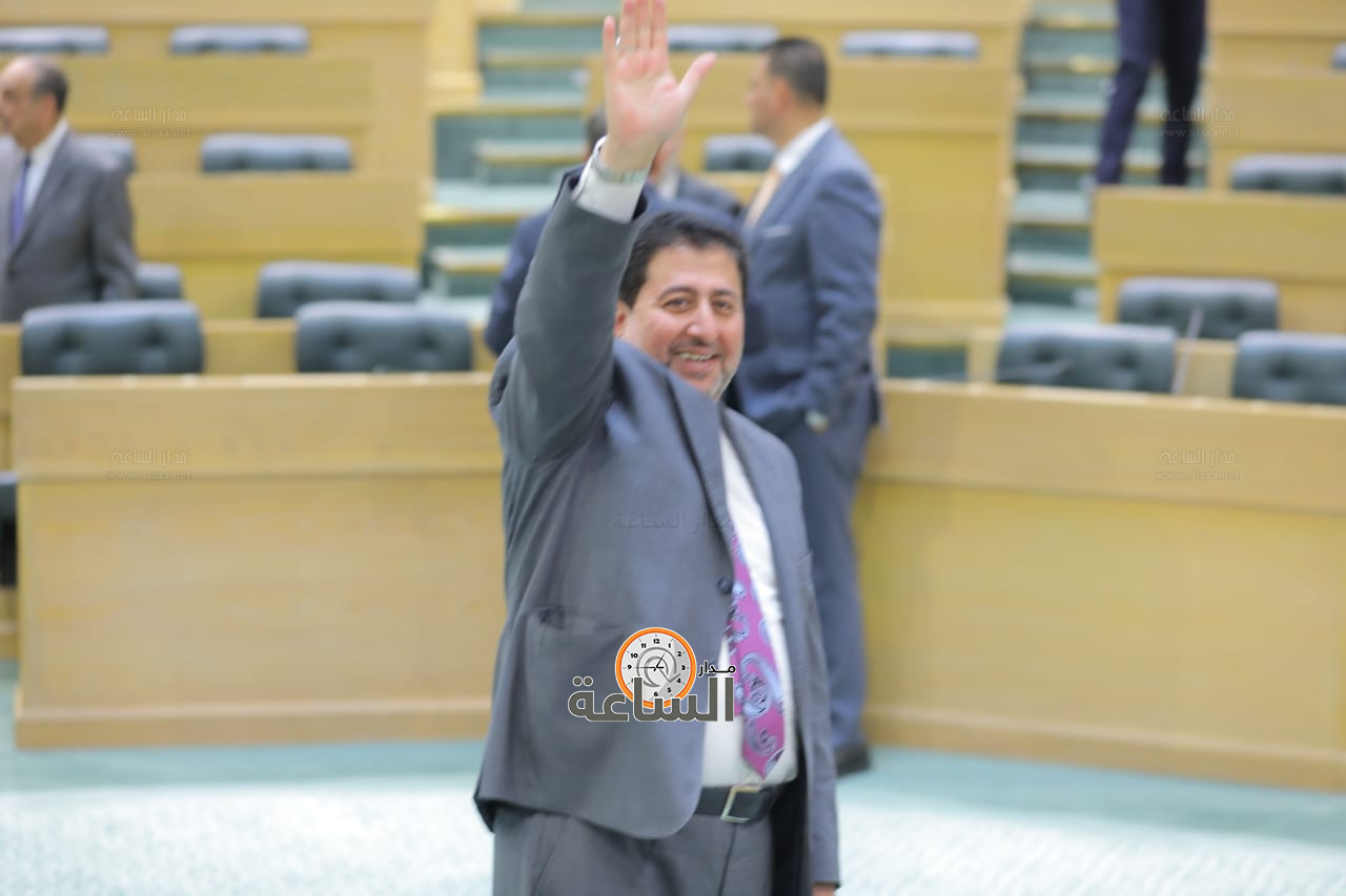 Madar Al-Saa Images 0.7722997353459375