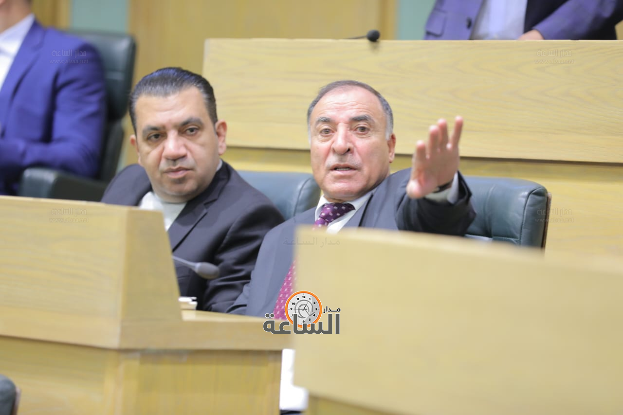 Madar Al-Saa Images 0.05133891725430151