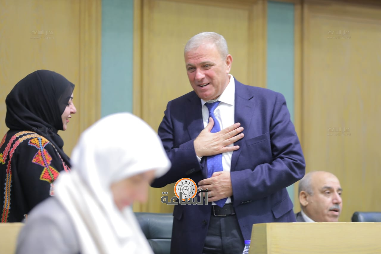 Madar Al-Saa Images 0.2138775331293299