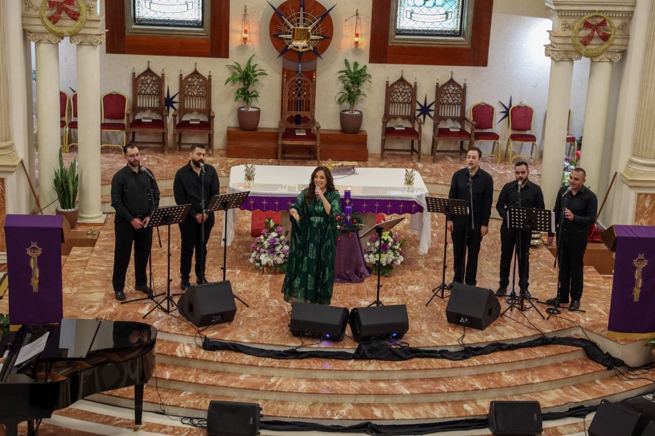 Madar Al-Saa Images 0.02322952534424494