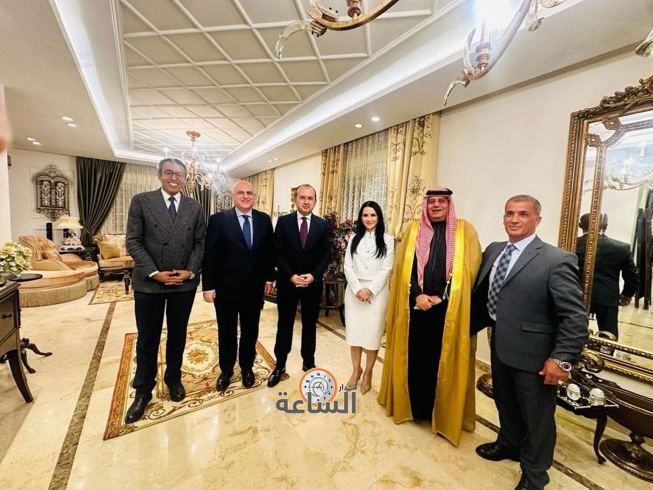 Madar Al-Saa Images 0.4830300253922155