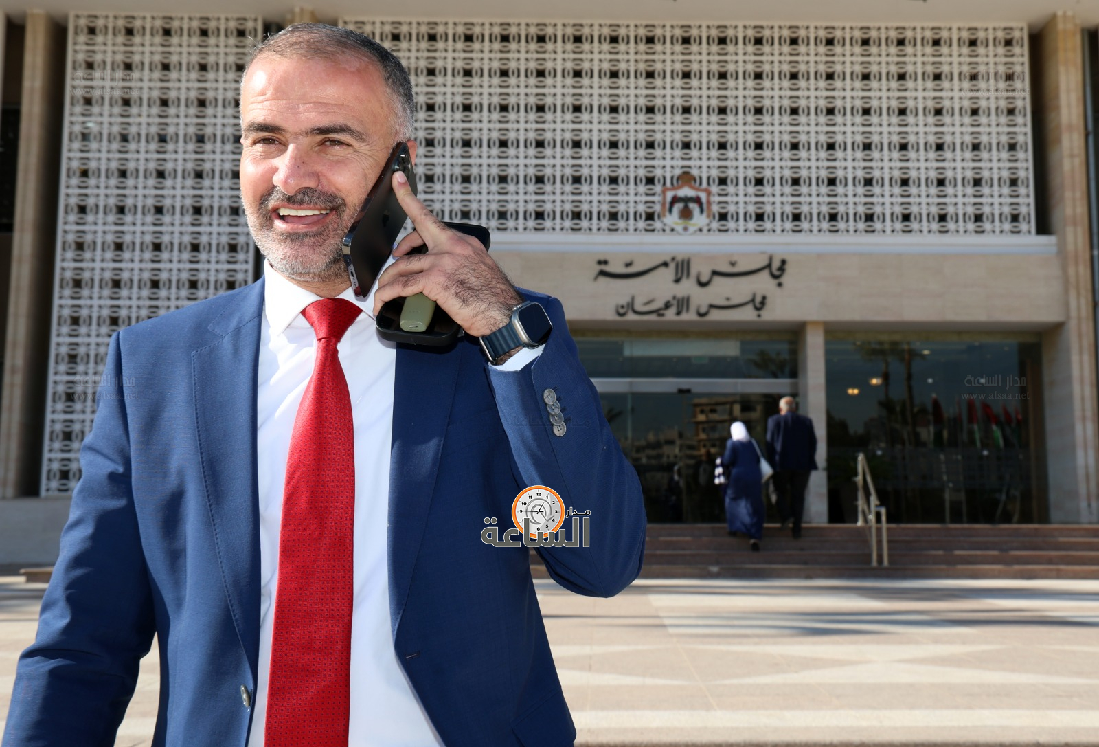 Madar Al-Saa Images 0.42072384256453343