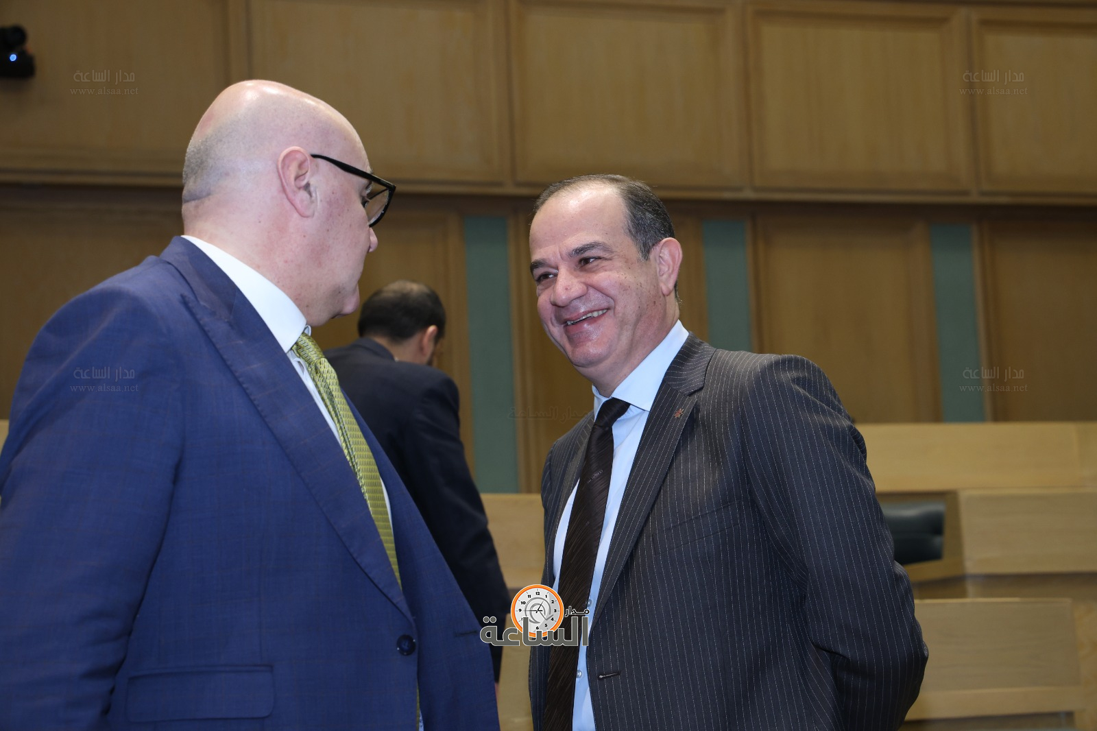 Madar Al-Saa Images 0.7974262587952532