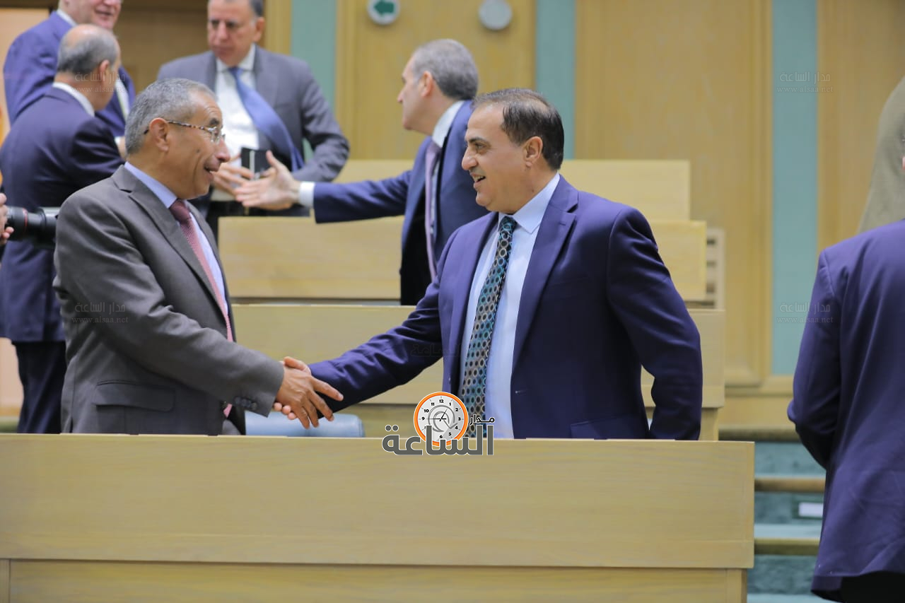 Madar Al-Saa Images 0.15469009069997552