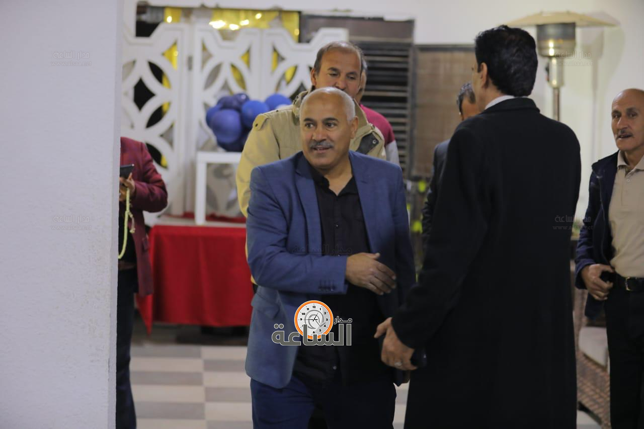 Madar Al-Saa Images 0.6064404261410139